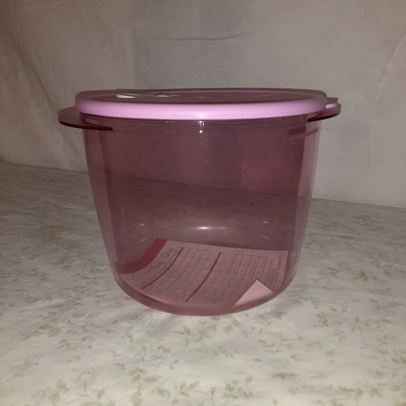 Crystalware Tupperware Set - Picture 3 of 5